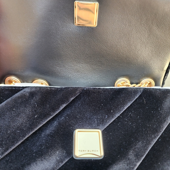 New Tory Burch Kira Draped Velvet Small Convertible Shoulder Bag - Picture 7 of 13